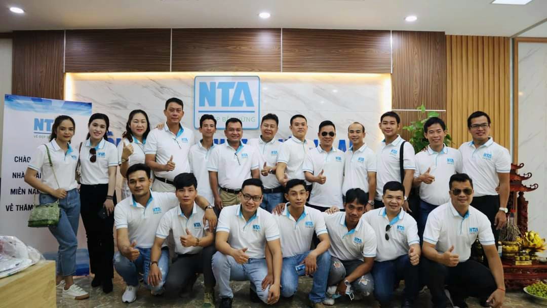 ĐÓN TIẾP ĐOÀN NPP MIỀN NAM - MIỀN TRUNG VỀ THĂM QUAN, LÀM VIỆC
